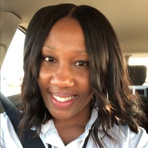 Meet your Posher, Chanel